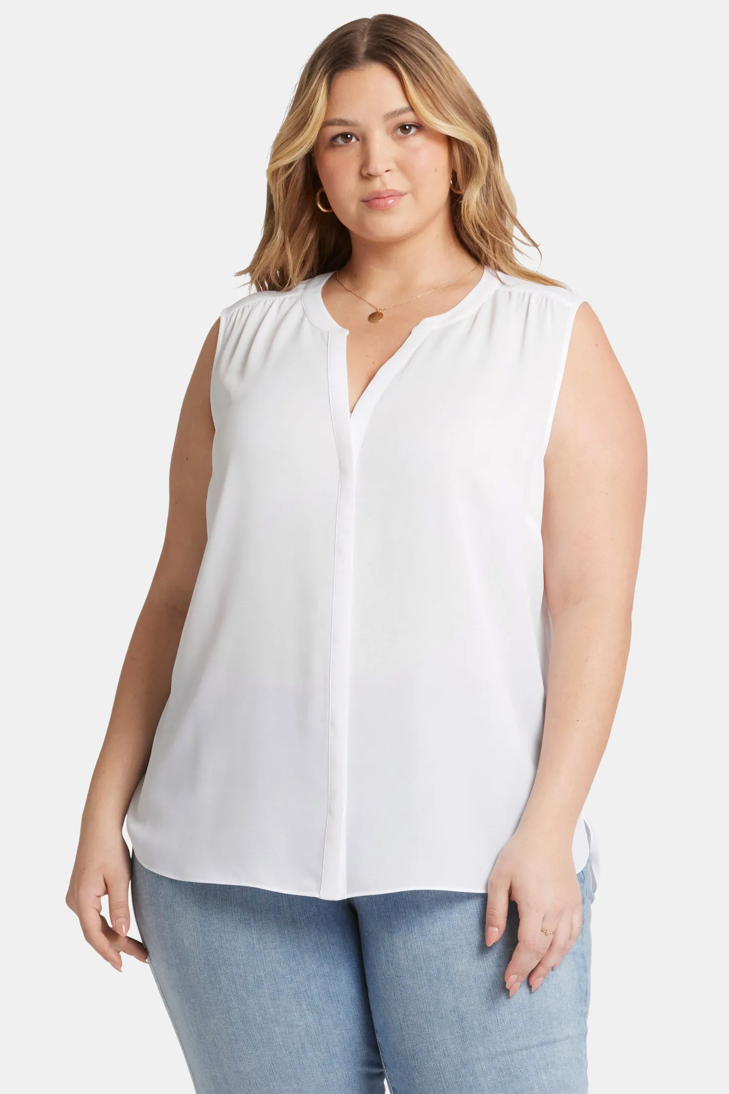 Sleeveless Pintuck Blouse In Plus Size - Optic White